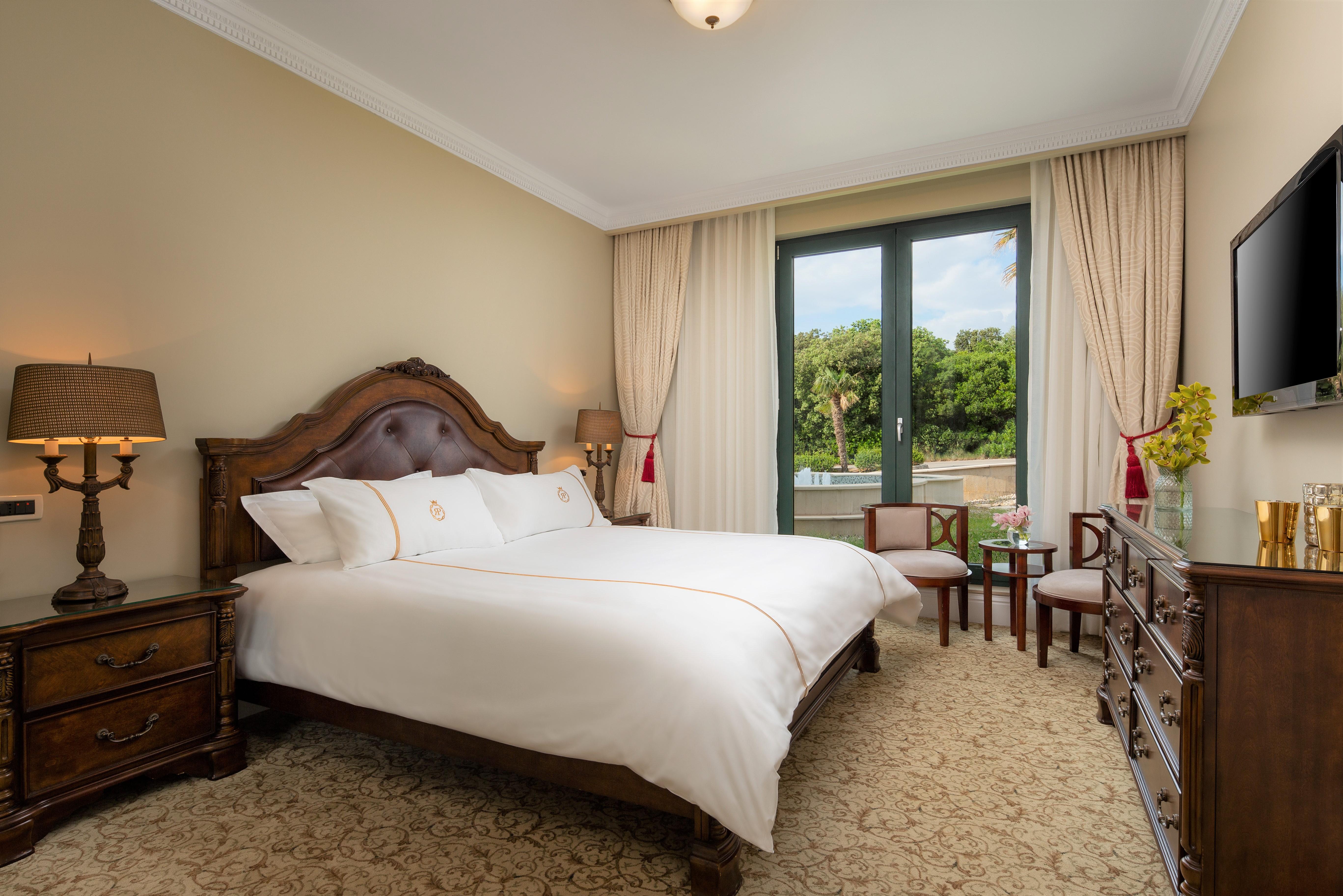 Royal Princess Hotel Dubrovnik Luaran gambar A bedroom at the hotel