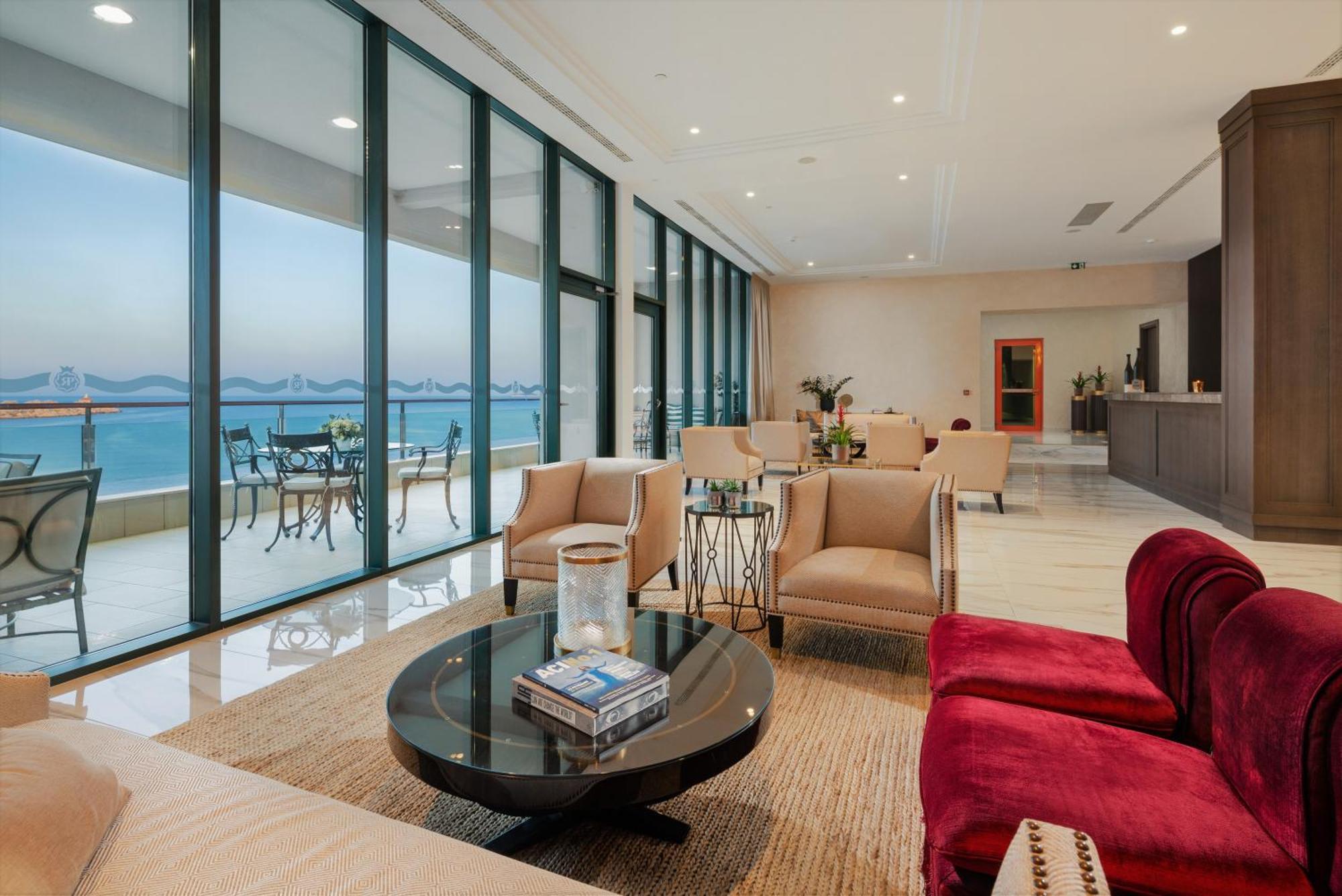 Royal Princess Hotel Dubrovnik Luaran gambar A living room in a penthouse at The Address
